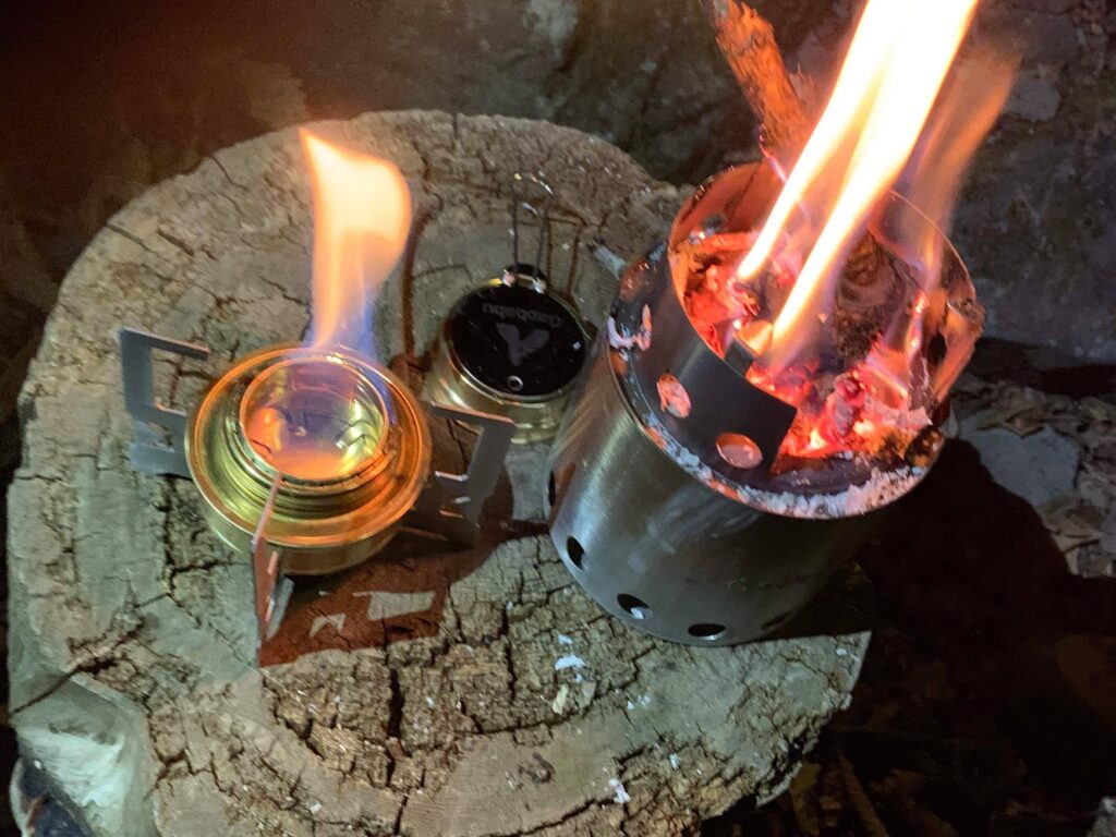 アルコールストーブとsolo stove