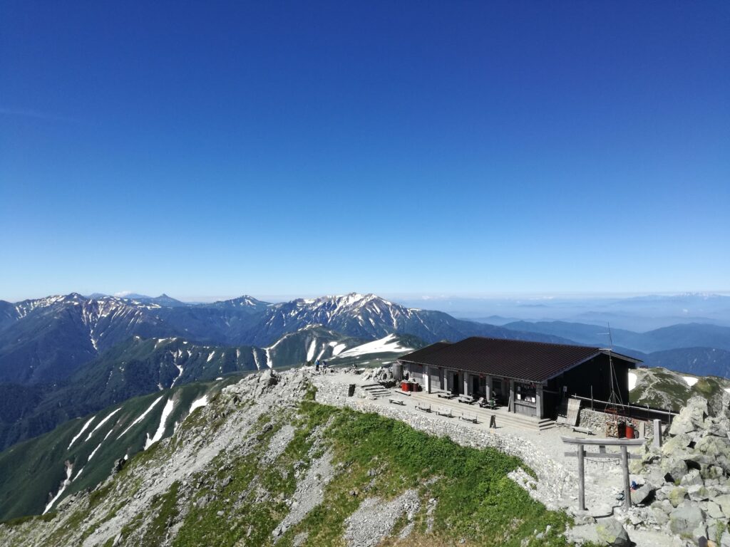 立山の雄山神社から見た景色